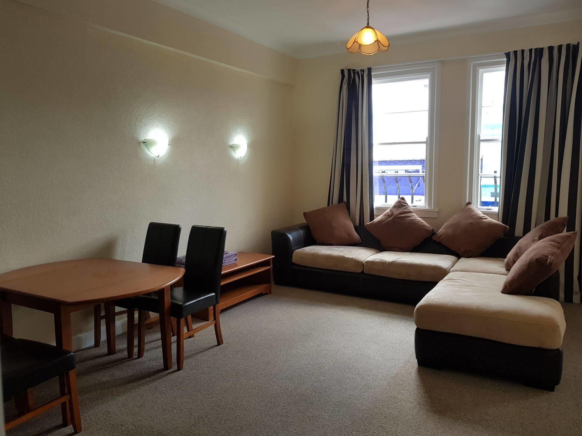 Whakatane Hotel Экстерьер фото