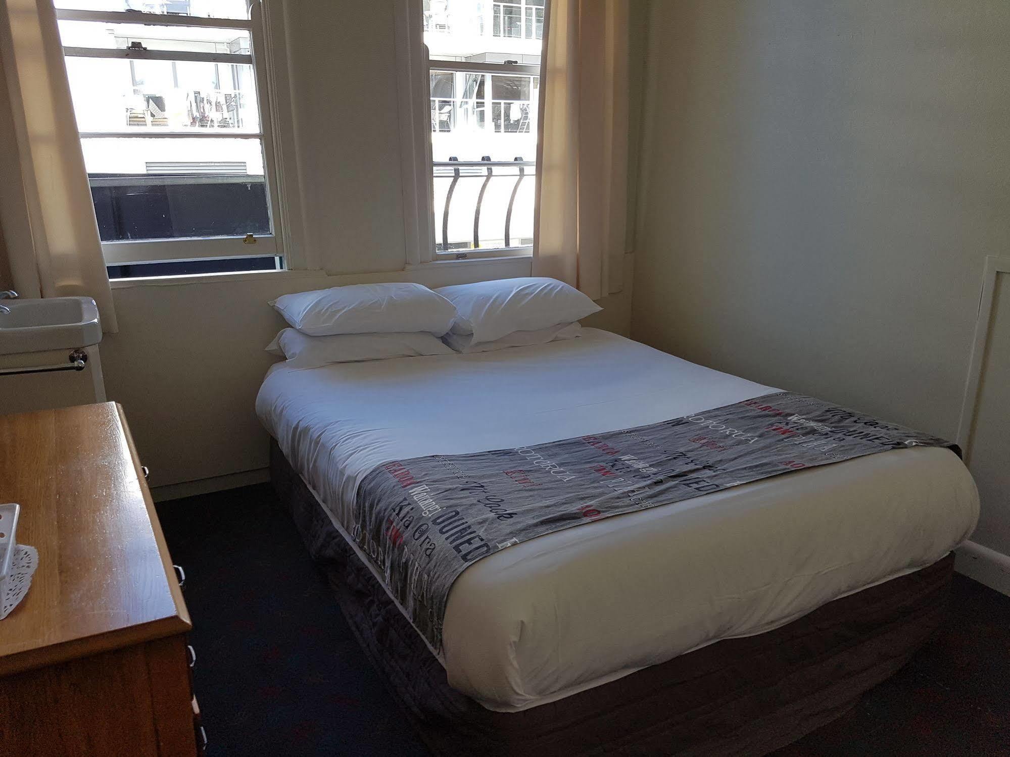Whakatane Hotel Экстерьер фото