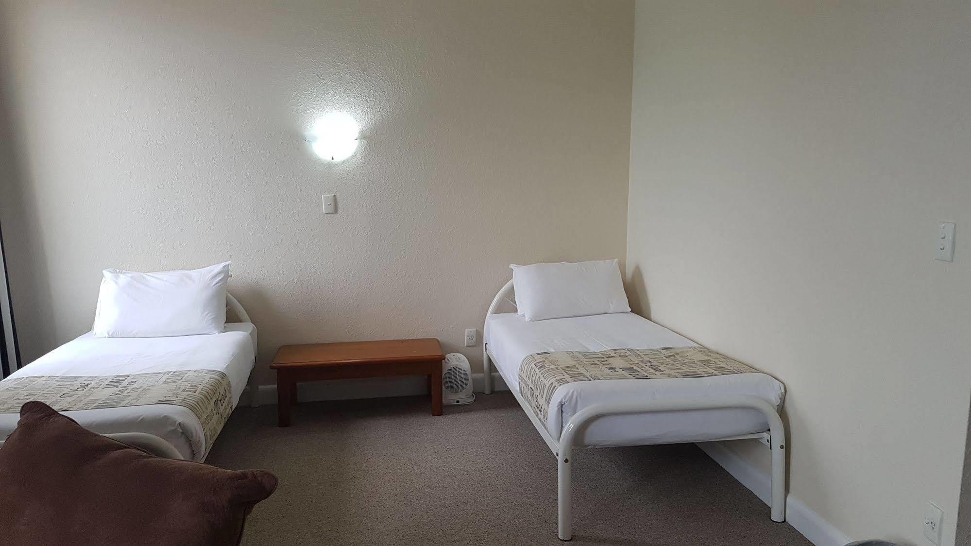Whakatane Hotel Экстерьер фото